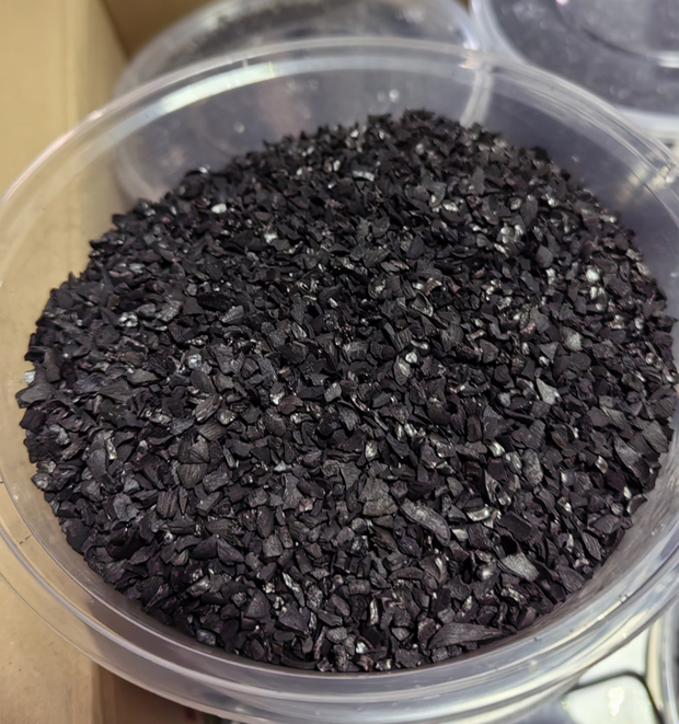 广西南宁活性炭用途是用来除甲醛除异味净化空气-椰壳活性炭-一盒1斤.jpg